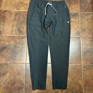 Vuori Joggers with Drawstring